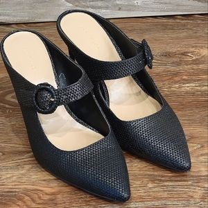 Ann Taylor Blaine Straw Buckle Pumps Size 7.5